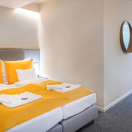 Yacht Club 3* Tihany