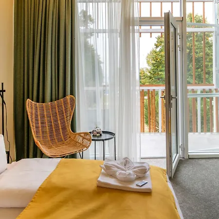 Yacht Club 3* Tihany
