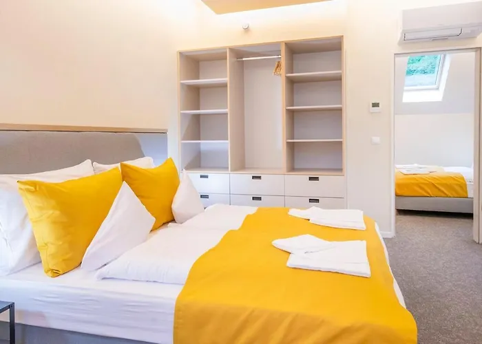 Yacht Club 3* Tihany