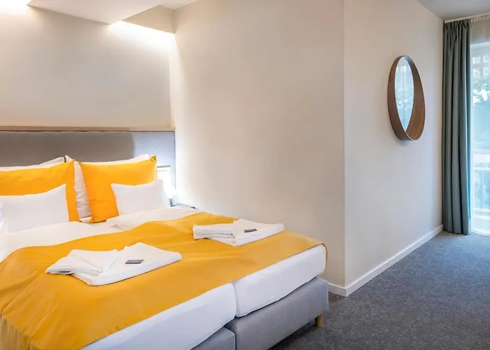 Yacht Club 3* Tihany