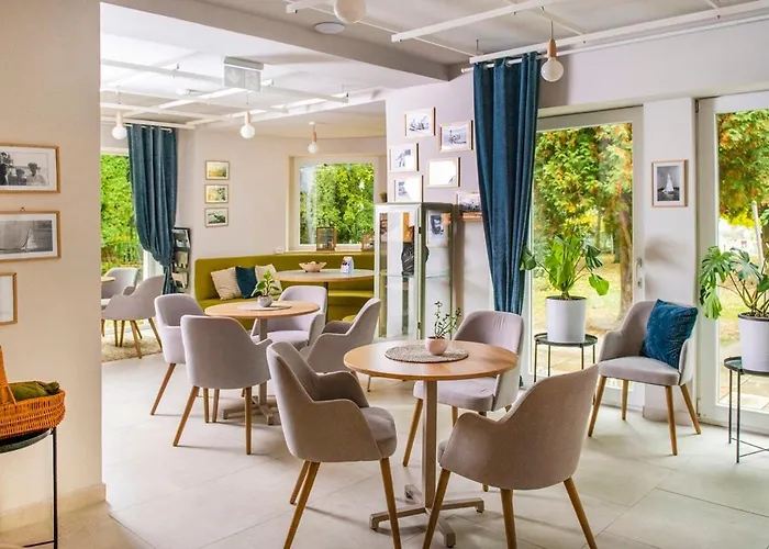 호텔 Yacht Club 3*